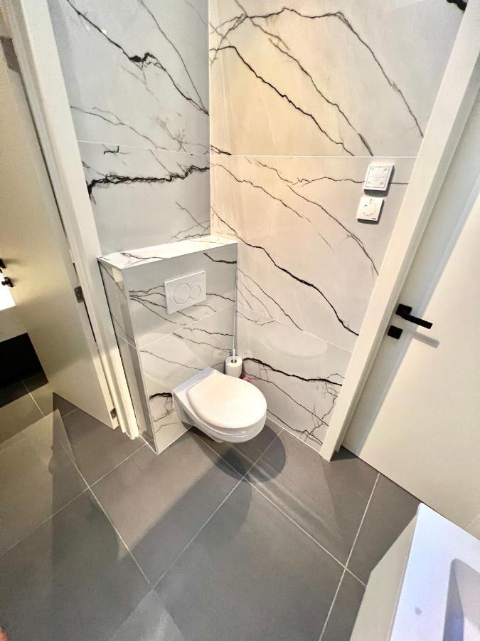 Brand-New Apartments In The Heart Of Брюссель Экстерьер фото